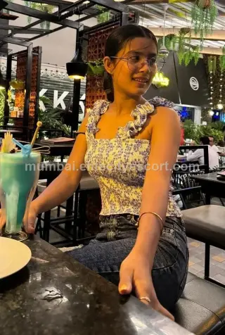Female escorts Mumbai