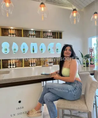 Female escorts Mumbai